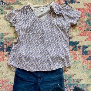 Floral print short sleeved top